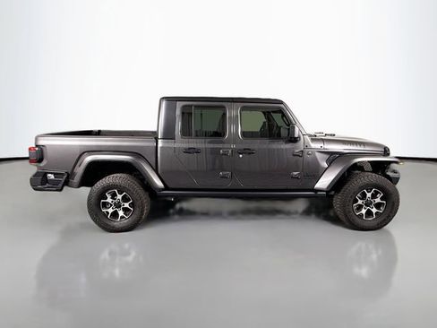 Used 2024 Jeep Gladiator Sport AWD/4WD image 8