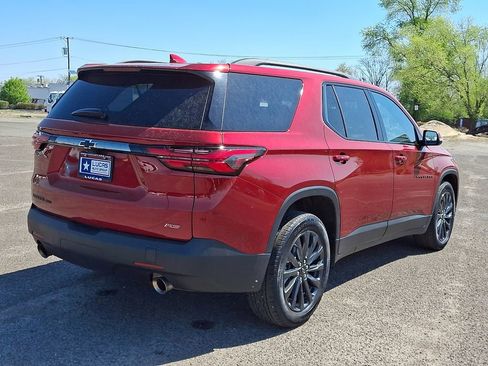 Used 2023 Chevrolet Traverse RS image 11