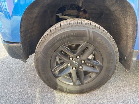 Used 2023 Chevrolet Silverado 1500 Custom Trail Boss image 10