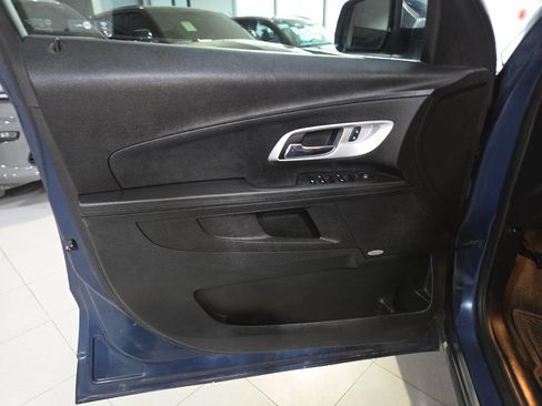 Used 2017 Chevrolet Equinox Premier w/ Enhanced Convenience Package FWD image 13