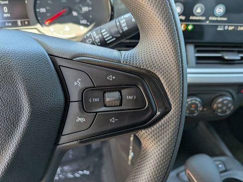 New 2026 Chevrolet Trax LS w/ LS Convenience Package FWD image 20