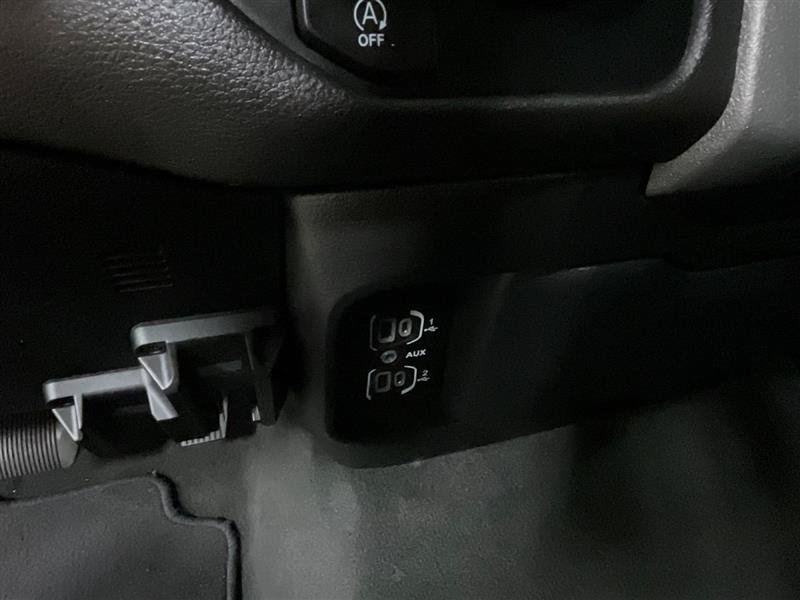 Used 2023 RAM 1500 Tradesman AWD/4WD image 17