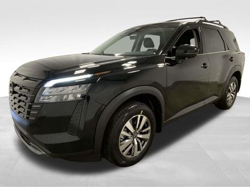 New 2026 Nissan Pathfinder SL image 5