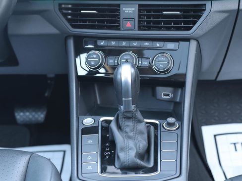 Used 2019 Volkswagen Jetta SEL image 35