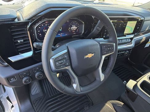 New 2026 Chevrolet Silverado 1500 LT image 10
