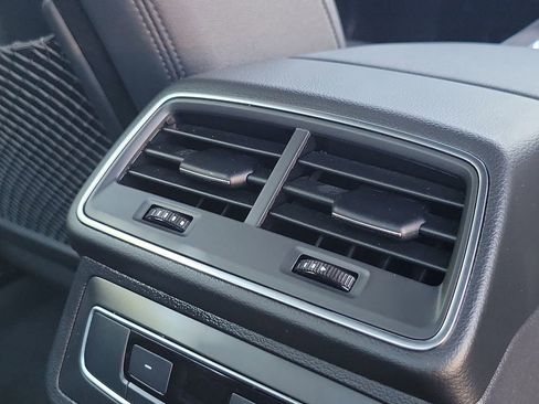 Used 2024 Audi A6 Premium Plus image 21