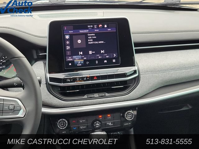 Used 2025 Jeep Compass Latitude AWD/4WD image 13