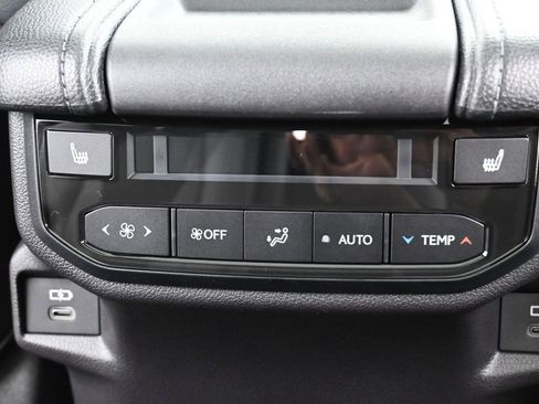 Certified 2026 Toyota Grand Highlander AWD Hybrid image 32