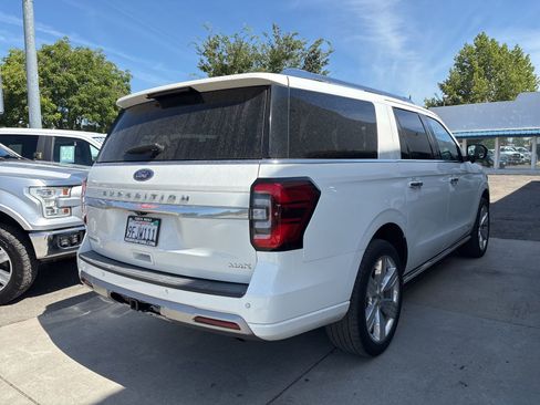 Used 2023 Ford Expedition Max Platinum AWD/4WD image 4