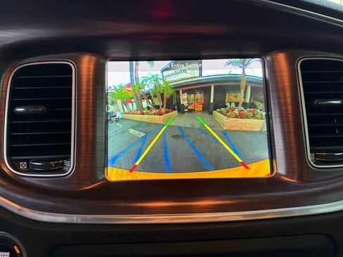 Used 2018 Dodge Charger R/T Scat Pack image 23