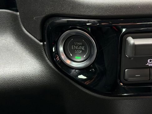 Used 2026 GMC Sierra 1500 Elevation image 33