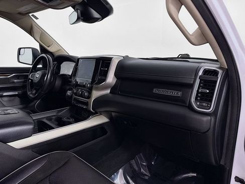 Used 2021 RAM 1500 Laramie AWD/4WD image 28