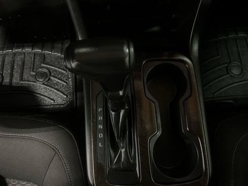 Used 2020 GMC Canyon SLE w/ Elevation Edition AWD/4WD image 12