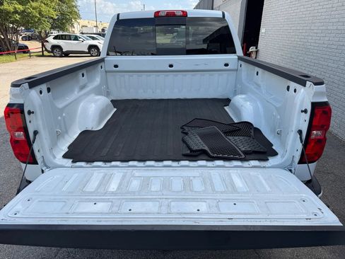 Used 2018 Chevrolet Silverado 1500 LT w/ Texas Edition AWD/4WD image 17
