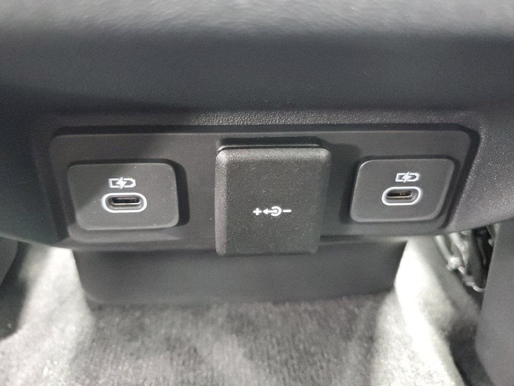 New 2026 Land Rover Range Rover Evoque S AWD/4WD image 32