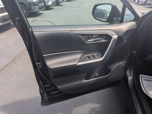 Certified 2025 Toyota RAV4 XLE AWD/4WD image 10