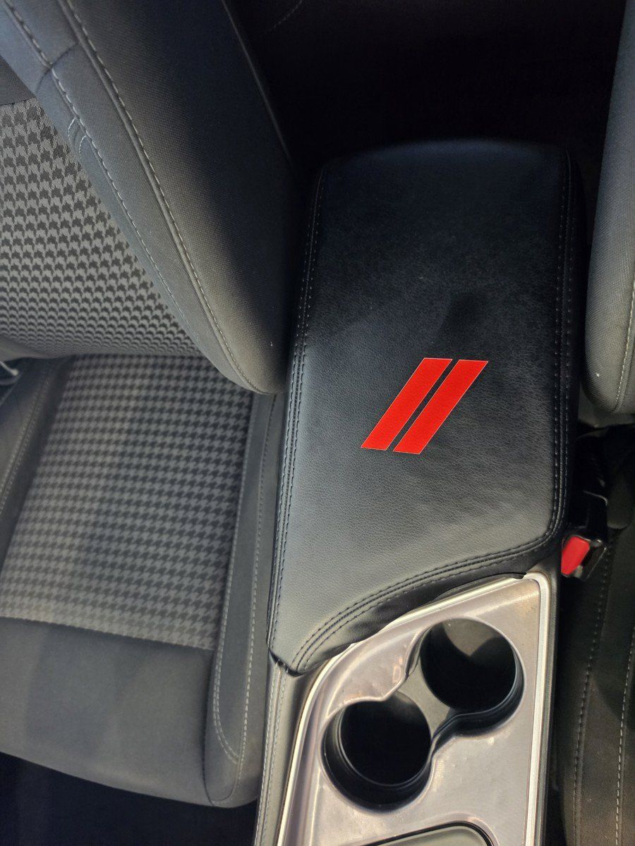 Used 2019 Dodge Challenger SXT AWD/4WD image 18