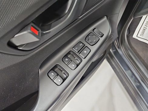 Used 2021 Hyundai Kona SEL image 12