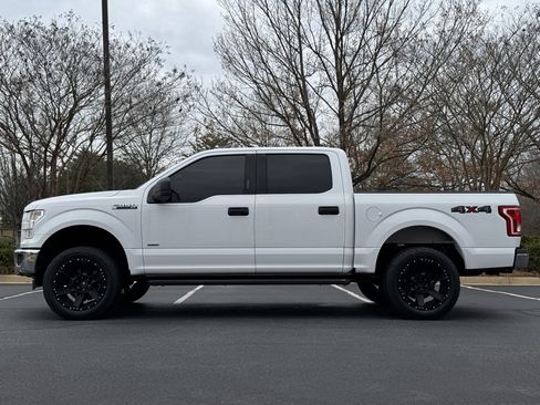 Used 2017 Ford F150 XLT w/ Trailer Tow Package image 3