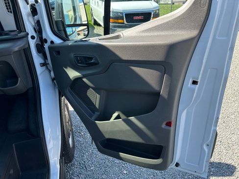 Used 2021 Ford Transit 250 Medium Roof RWD image 34