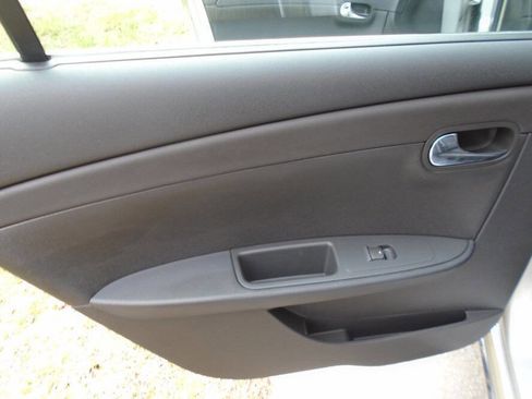 Used 2008 Chevrolet Malibu LT w/ Premium Mat Package image 19