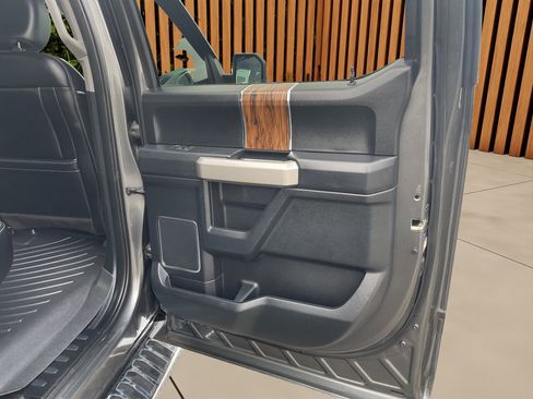 Used 2018 Ford F150 Lariat w/ Equipment Group 502A Luxury image 12