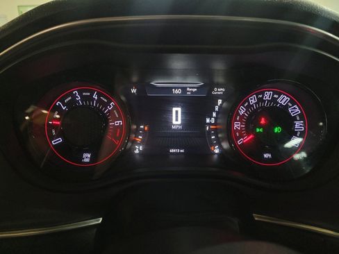 Used 2016 Dodge Challenger SXT w/ Blacktop Package image 23