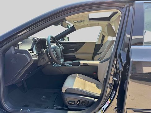 Used 2019 Lexus ES 350 w/ Premium Package FWD image 21