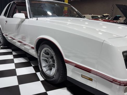 Used 1987 Chevrolet Monte Carlo SS image 14