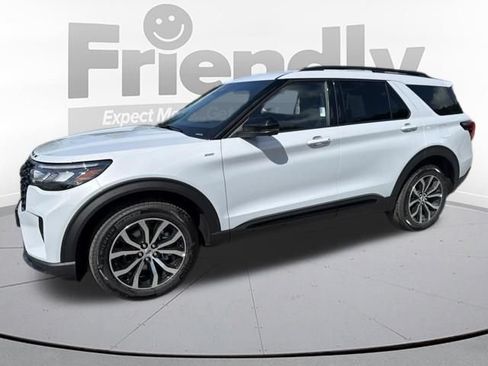 New 2026 Ford Explorer ST-Line AWD/4WD image 2