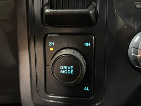Used 2025 Ford F150 XLT w/ Equipment Group 301A Standard AWD/4WD image 32