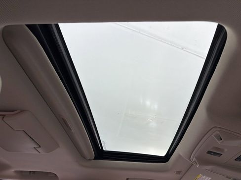 Used 2019 GMC Yukon Denali w/ Denali Ultimate Package image 30