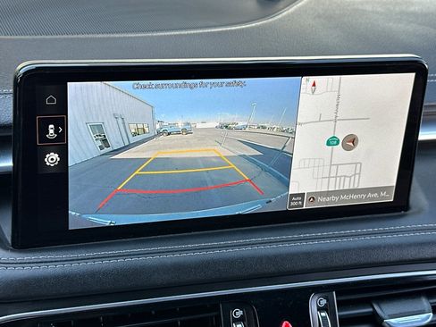 Used 2023 Genesis G70 2.0T image 19