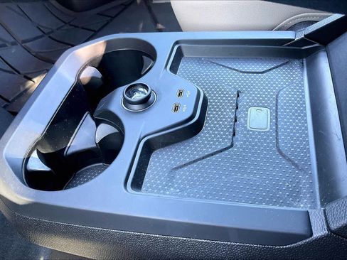 Used 2025 BMW iX xDrive50 w/ Convenience Package image 36