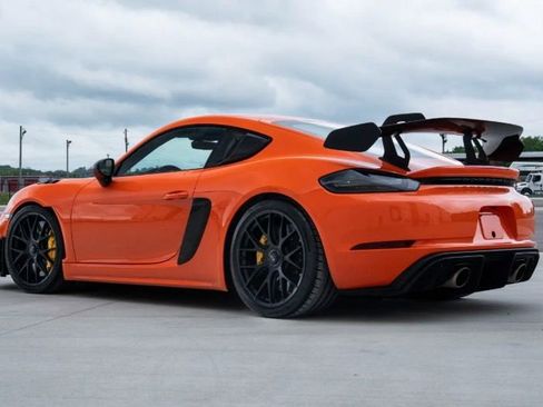 Used 2023 Porsche 718 Cayman GT4 RS RWD image 2
