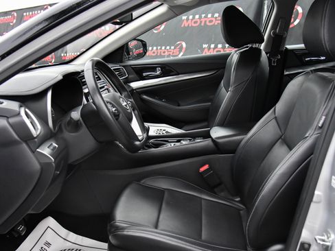 Used 2023 Nissan Maxima SV w/ Floor Mat Group image 18