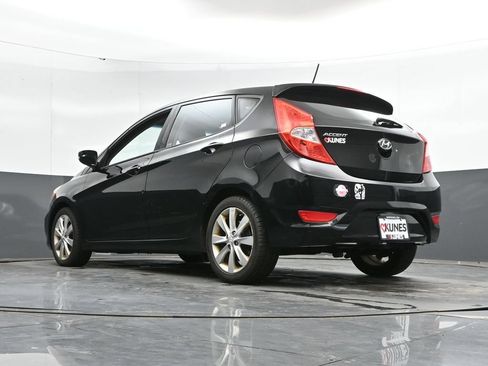 Used 2014 Hyundai Accent SE FWD image 44