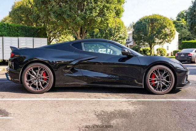 Used 2023 Chevrolet Corvette Stingray Coupe w/ Z51 Performance Package RWD image 9