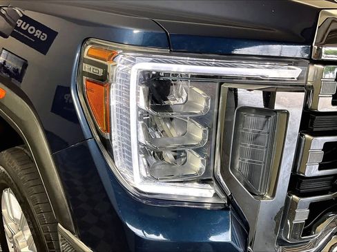 Used 2021 GMC Sierra 2500 SLT w/ Texas SLT Premium Package image 27