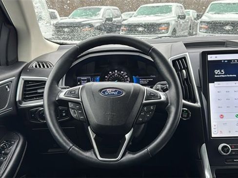 Certified 2023 Ford Edge Titanium w/ Class II Trailer Tow Package image 14