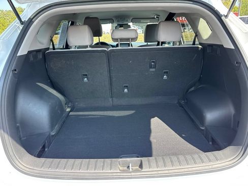 Used 2019 Hyundai Tucson SE w/ Cargo Package AWD/4WD image 12