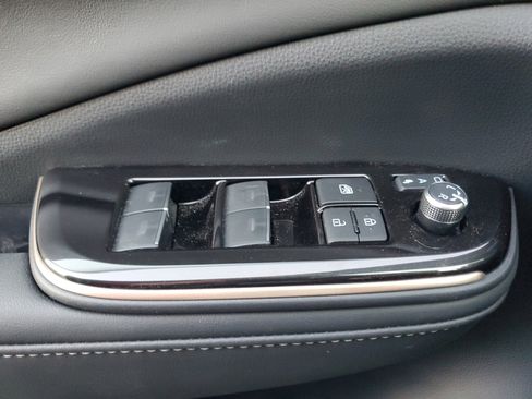 New 2026 Toyota Crown Signia image 21