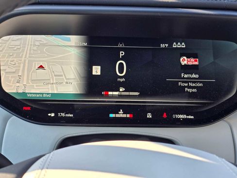 Certified 2025 Land Rover Range Rover Sport SE image 25