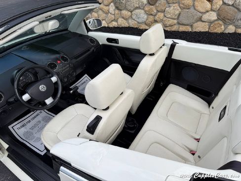 Used 2007 Volkswagen Beetle Triple White Edition FWD image 7