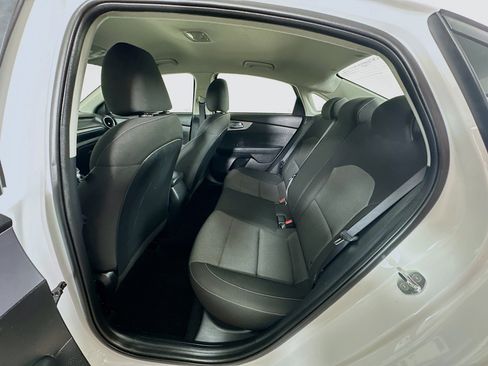 Used 2023 Kia Forte LXS w/ LXS Technology Package image 22