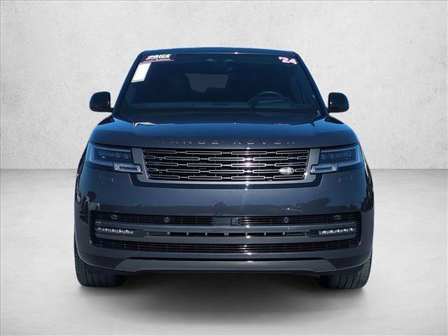 Used 2024 Land Rover Range Rover SE AWD/4WD image 2