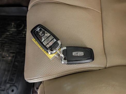 Used 2022 Lincoln Navigator L Reserve AWD/4WD image 66