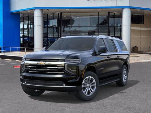 New 2026 Chevrolet Suburban LT w/ Comfort Package RWD image 6