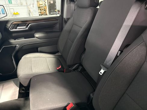 Used 2024 Chevrolet Silverado 1500 LT AWD/4WD image 22