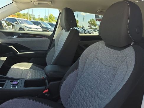 New 2025 Volkswagen Tiguan S image 16